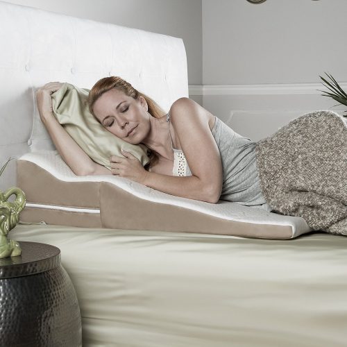 The AVANA Contoured Bed Wedge Pillow - Body Pillows